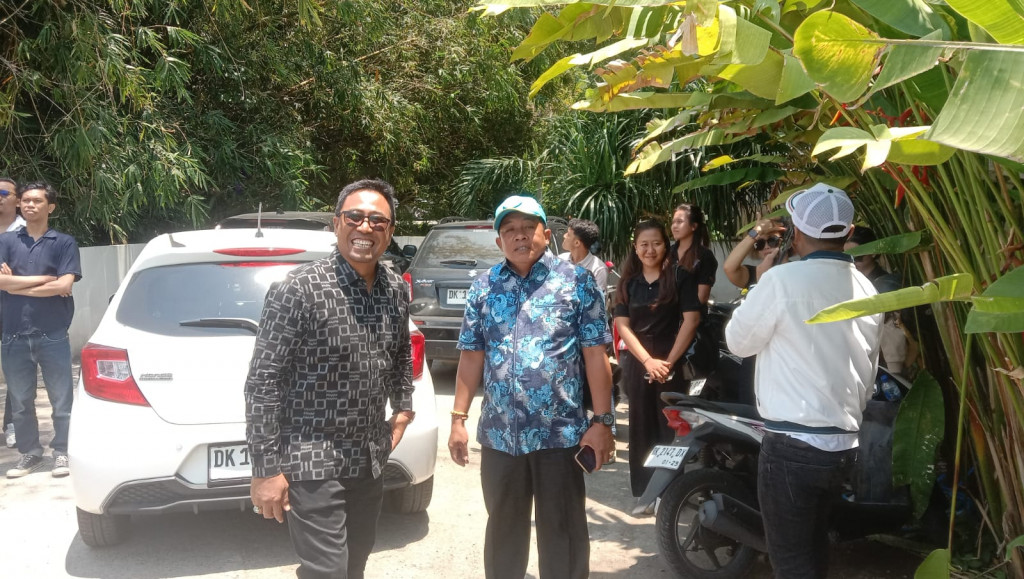 Camat Kuta Utara Dampingi Kunjungan DPRD Badung ke Lokasi Pembangunan Villa di Canggu